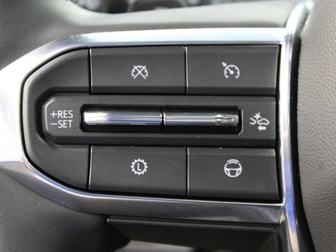Used 2025 GMC Yukon Denali w/ Denali Reserve Package AWD/4WD image 66
