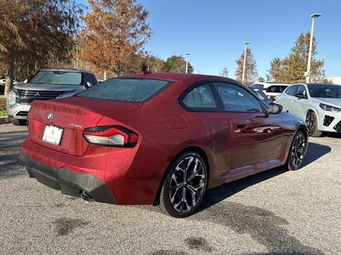 Certified 2025 BMW 230i Coupe image 3