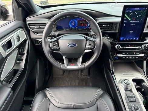 Used 2023 Ford Explorer ST w/ Equipment Group 401A AWD/4WD image 20
