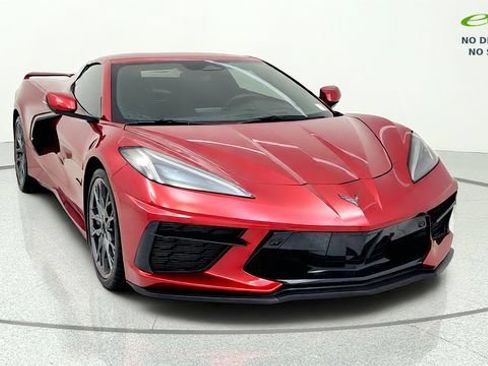 Used 2024 Chevrolet Corvette Stingray Preferred Conv w/ Z51 Performance Package RWD image 2