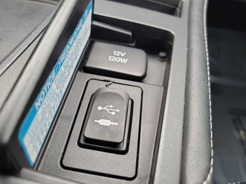 Used 2016 Lexus CT 200h w/ Accessory Package 2 FWD image 28