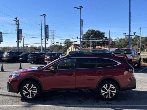 Certified 2022 Subaru Outback Limited XT image 6