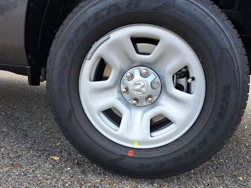 New 2026 RAM 1500 Tradesman image 27