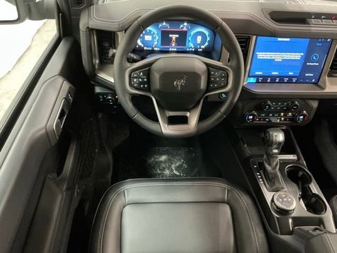 New 2025 Ford Bronco Outer Banks image 12