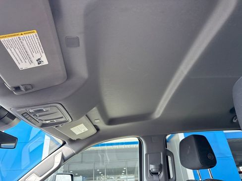 Used 2024 Chevrolet Silverado 2500 LT image 27