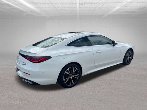 Certified 2026 Mercedes-Benz CLE 300 4MATIC Coupe image 5