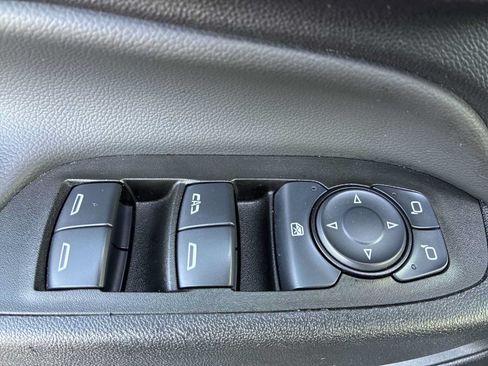 Used 2024 Chevrolet Equinox LT AWD/4WD image 15
