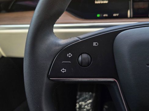 Used 2023 Tesla Model S Standard Range image 24