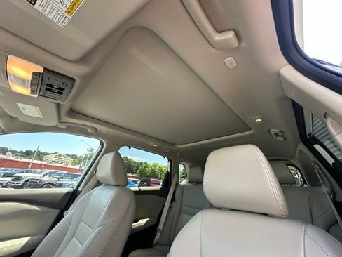 Used 2023 Nissan Rogue SL w/ SL Premium Package FWD image 12