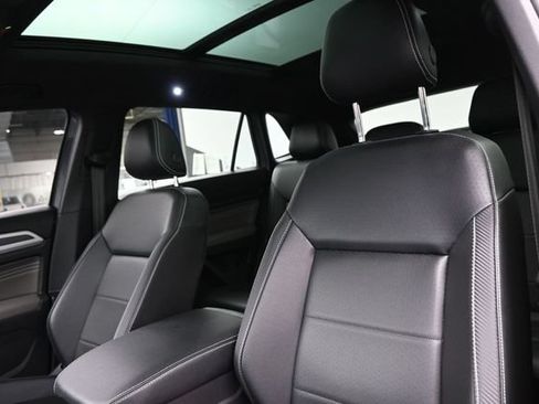 Used 2021 Volkswagen Atlas Cross Sport SE w/ Panoramic Sunroof Package AWD/4WD image 10