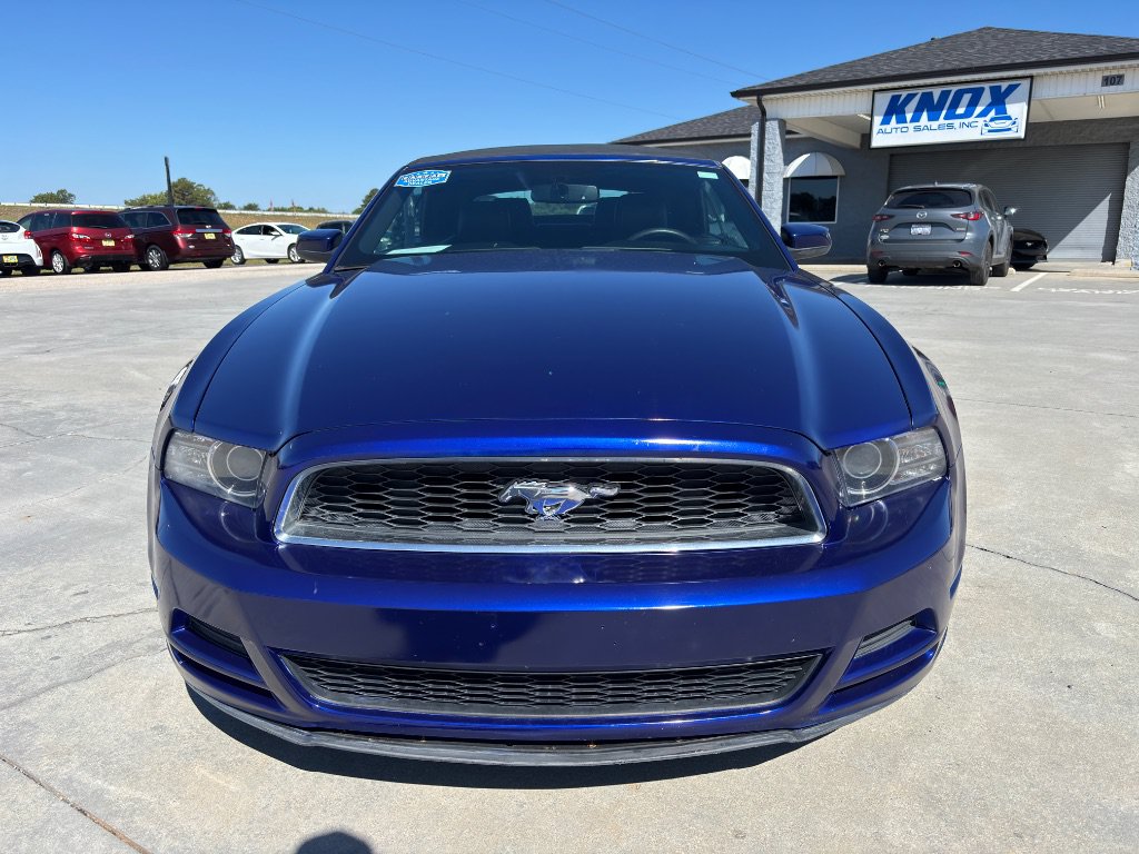 Used 2014 Ford Mustang Premium RWD image 9