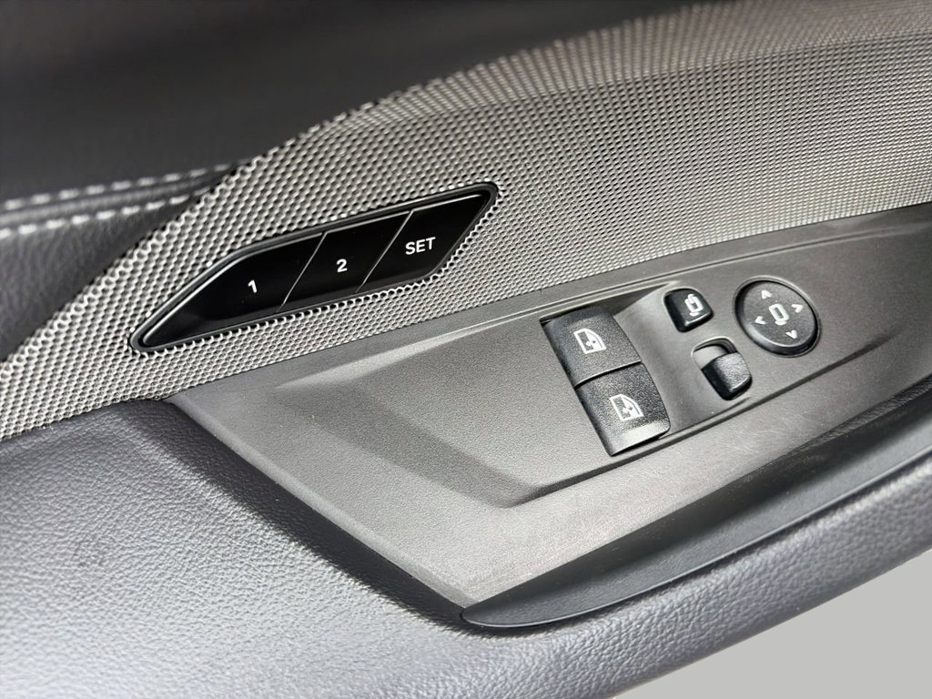 Used 2025 BMW 430i xDrive Coupe AWD/4WD image 18