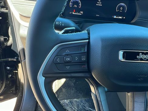 New 2026 Jeep Grand Cherokee Limited Reserve image 23