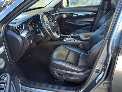 Used 2019 INFINITI QX50 Essential w/ Premium Heat Package image 27