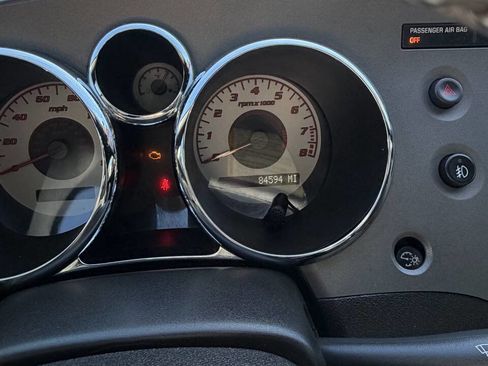 Used 2006 Pontiac Solstice Convertible w/ Premium Package image 8