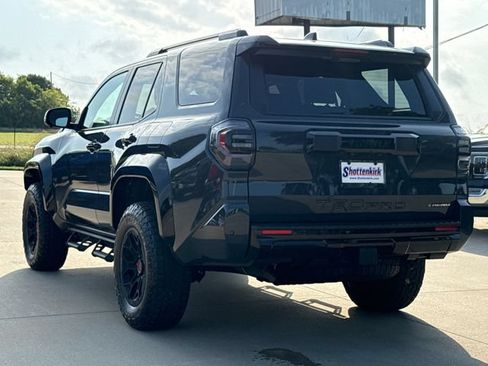 Used 2025 Toyota 4Runner TRD Pro AWD/4WD image 7