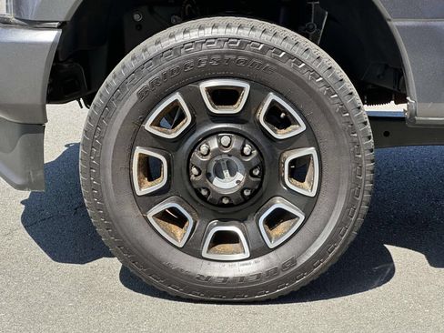 Used 2020 Ford F250 Platinum w/ FX4 Off-Road Package AWD/4WD image 7