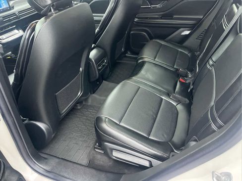 Used 2024 Lincoln Corsair Grand Touring image 25