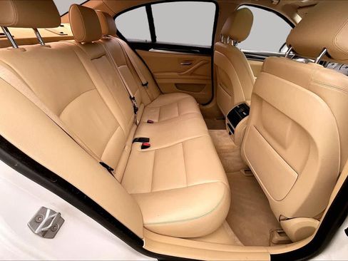 Used 2014 BMW 528i Sedan RWD image 18