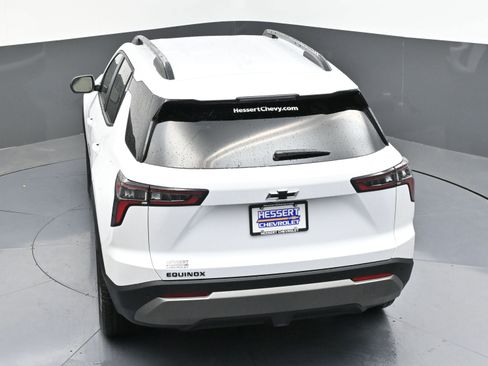 New 2026 Chevrolet Equinox LT FWD image 48