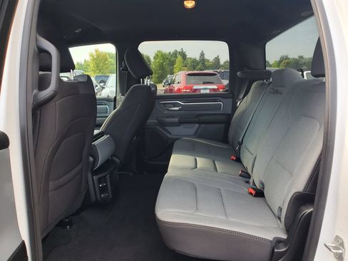 Used 2023 RAM 1500 Big Horn AWD/4WD image 9