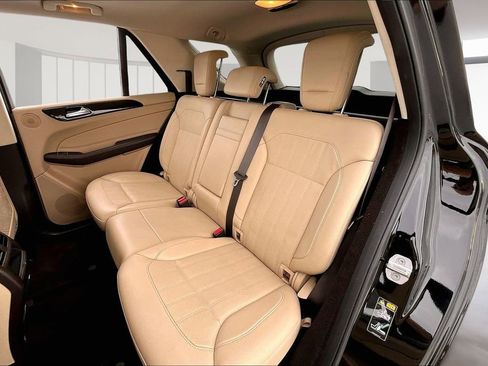 Used 2018 Mercedes-Benz GLE 350 w/ Premium 1 Package image 20