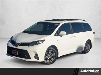 Used 2020 Toyota Sienna SE Premium