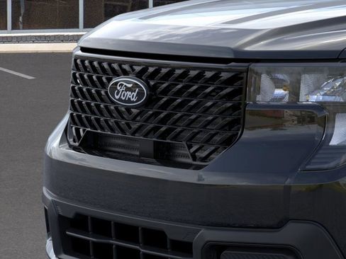 New 2025 Ford Maverick XLT w/ XLT Luxury Package image 18