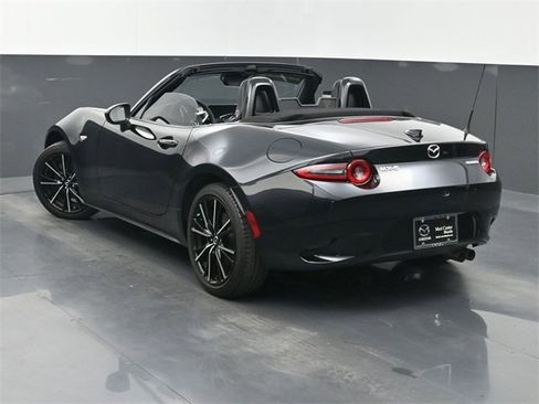 Certified 2024 MAZDA MX-5 Miata Grand Touring image 4