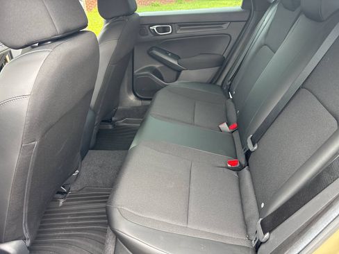 Used 2025 Honda Civic Sport image 31