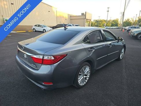 Used 2014 Lexus ES 350 FWD image 3