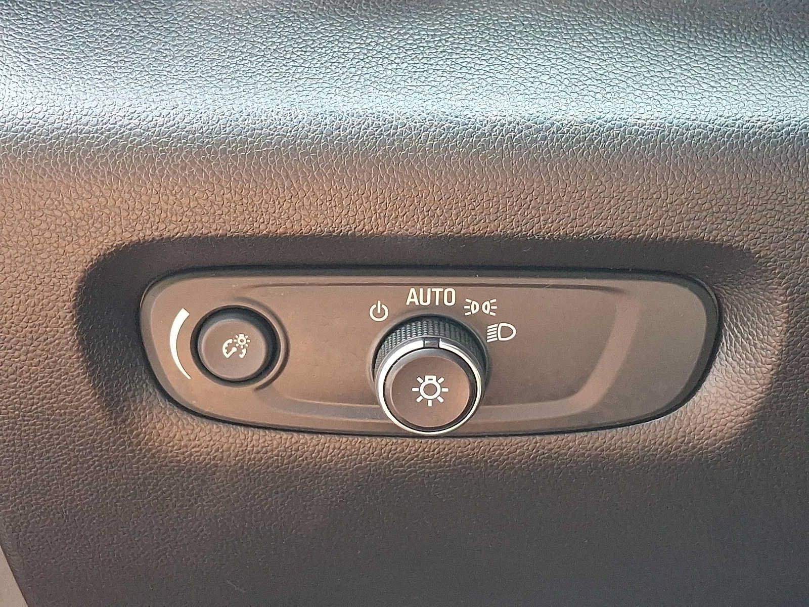 Certified 2022 Chevrolet Traverse RS AWD/4WD image 26