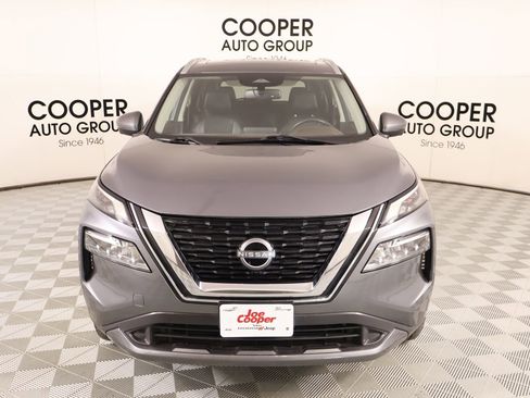Used 2023 Nissan Rogue SL AWD/4WD image 9