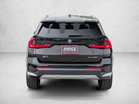 Certified 2025 BMW X1 xDrive28i w/ Convenience Package AWD/4WD image 7