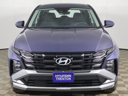 Used 2025 Hyundai Tucson SE AWD/4WD image 9
