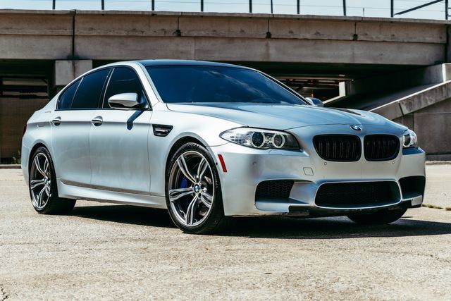 Used 2013 BMW M5 RWD image 39
