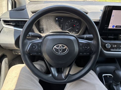 Certified 2024 Toyota Corolla LE FWD image 18