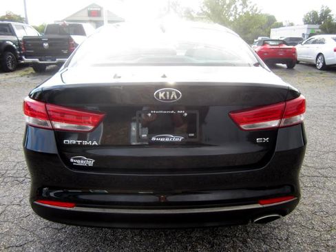 Used 2018 Kia Optima EX image 7