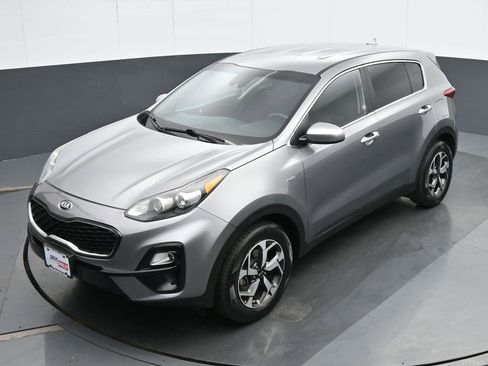 Used 2020 Kia Sportage LX AWD/4WD image 17