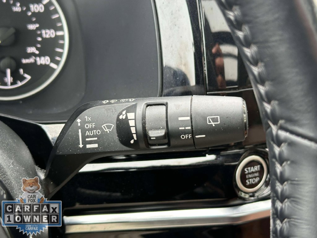Used 2023 Nissan Pathfinder Platinum w/ Black Appearance Package AWD/4WD image 29