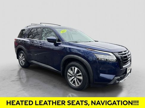 Used 2023 Nissan Pathfinder SL w/ Lighting Package (N92) AWD/4WD image 6