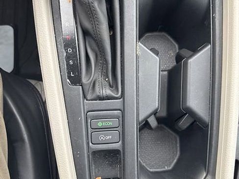 Used 2024 Honda Accord EX image 11