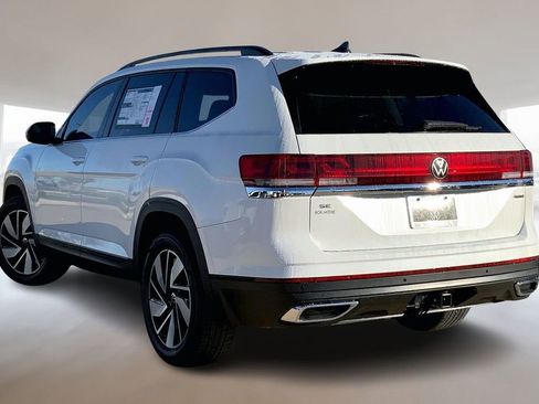 Used 2026 Volkswagen Atlas SE AWD/4WD image 3