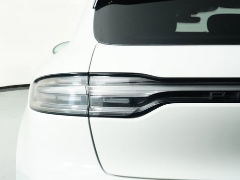 Used 2023 Porsche Macan GTS w/ Premium Package Plus image 15