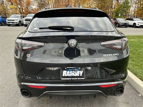 New 2025 Alfa Romeo Stelvio Sprint image 16
