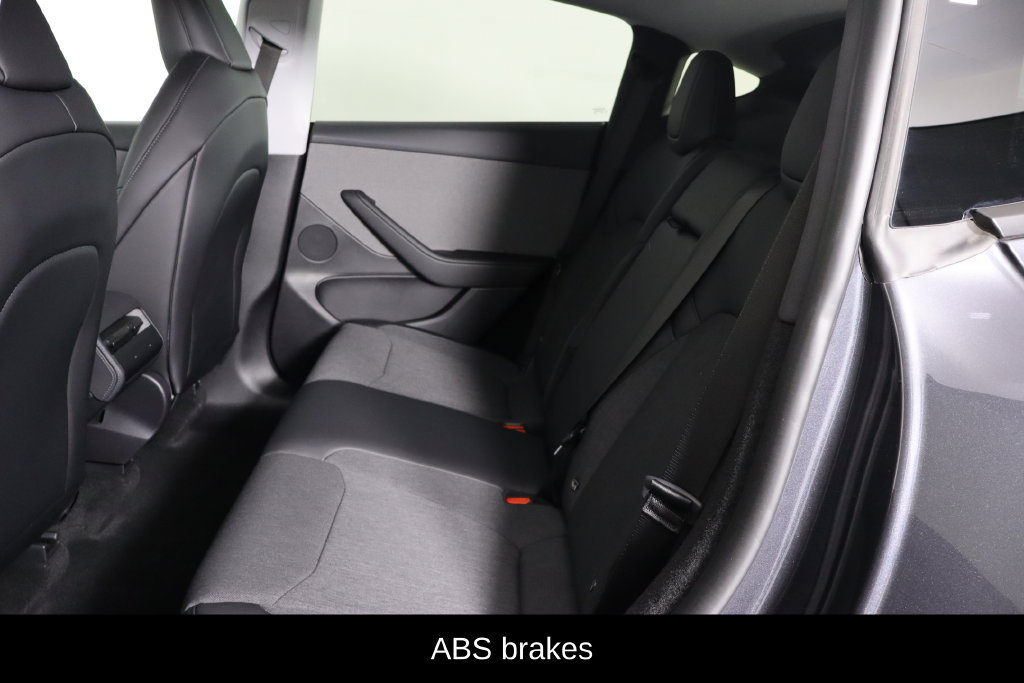 Used 2026 Tesla Model Y 2WD image 8
