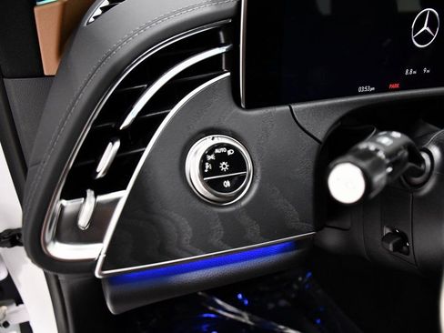 New 2026 Mercedes-Benz E 53 AMG e 4MATIC Sedan image 9