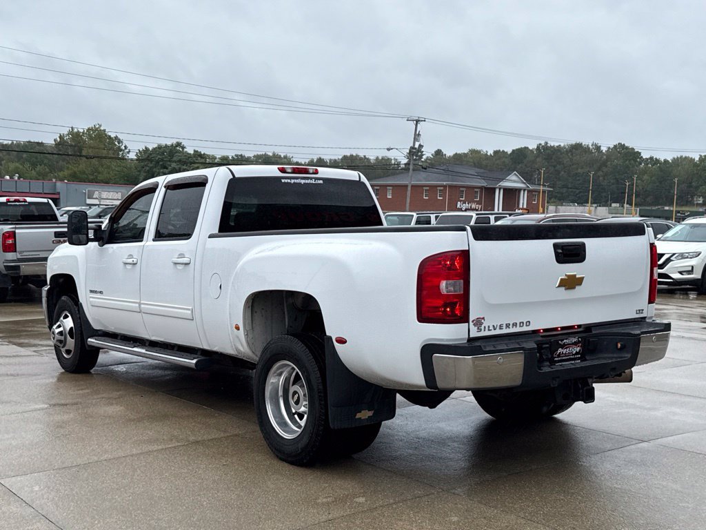 Used 2012 Chevrolet Silverado 3500 LTZ w/ LTZ Plus Package RWD image 6