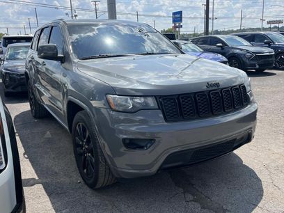 Used 2019 Jeep Grand Cherokee Altitude