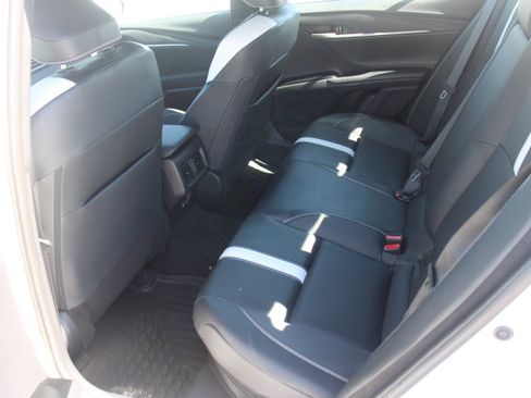 Certified 2025 Toyota Camry SE AWD/4WD image 14